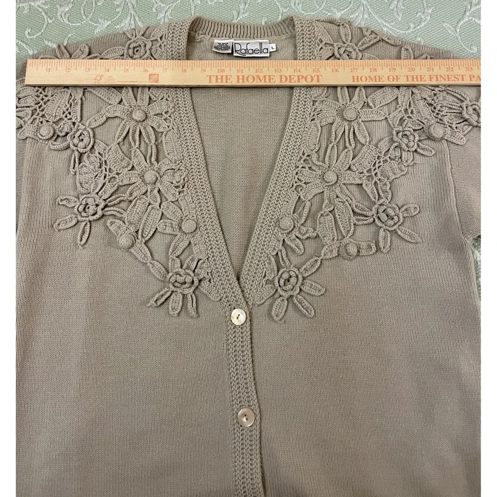 Vintage Rafaella Cardigan‎ Sweater Womens Large Beige Wool Crochet Floral 80s